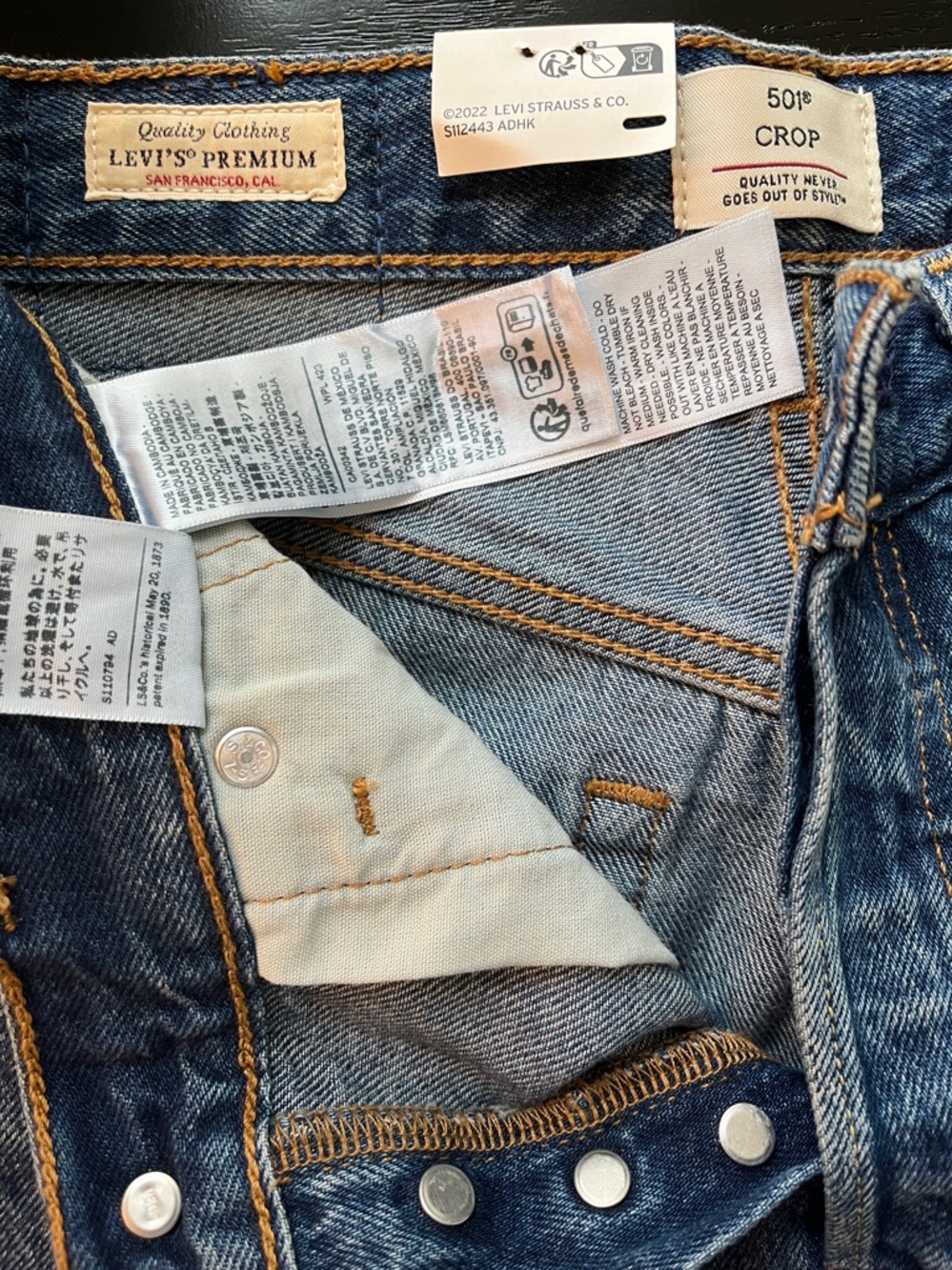 Levi's 501 Original Fit Cropped Lightweight Women’s Jeans size 25 NWT - Picture 6 of 9